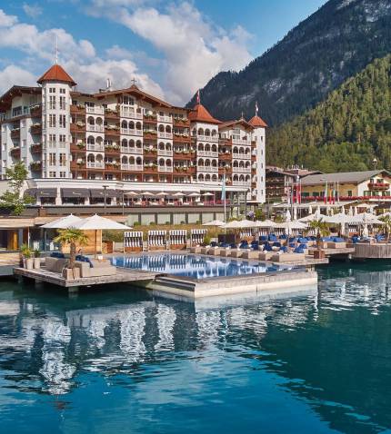 Das Hotel Entners am See im Sommer