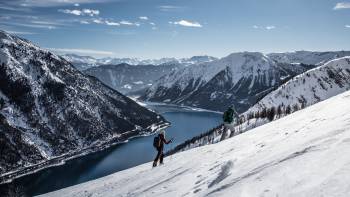 Schneeschuhwanderung mit Achenseepanorama